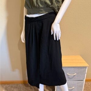 Giorgio Armani LE COLLEZIONI 100% wool side zip skirt
